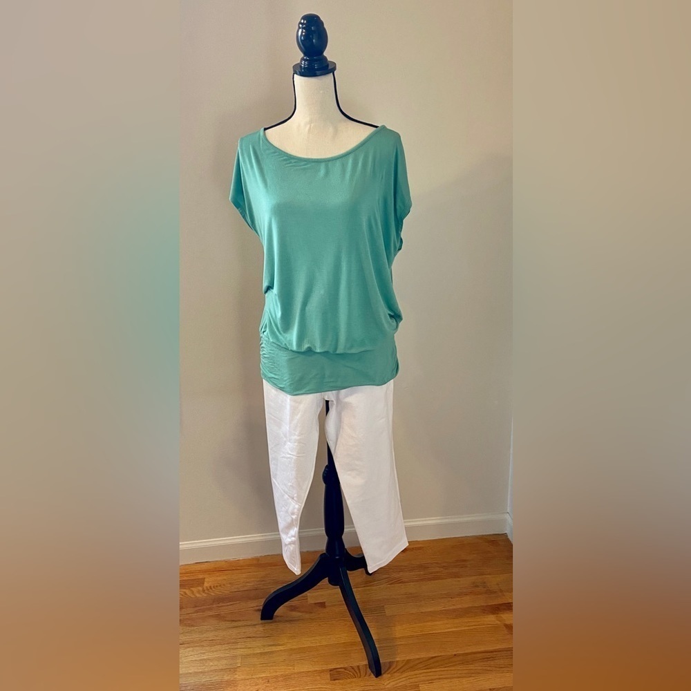 New York & Co SoHo Soft Tee GUC